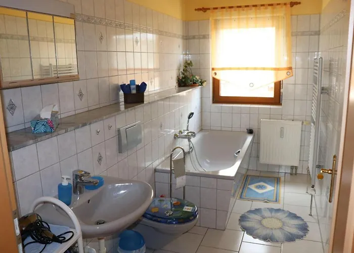 Ferienwohnung-daeumler 브라이텐브룬